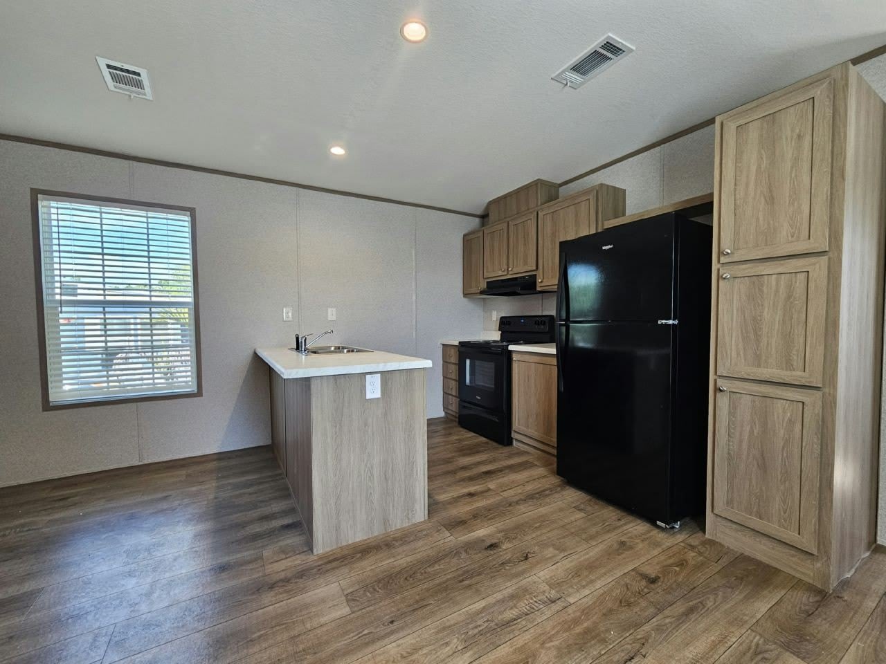 491 Suwanee Drive – photo 3