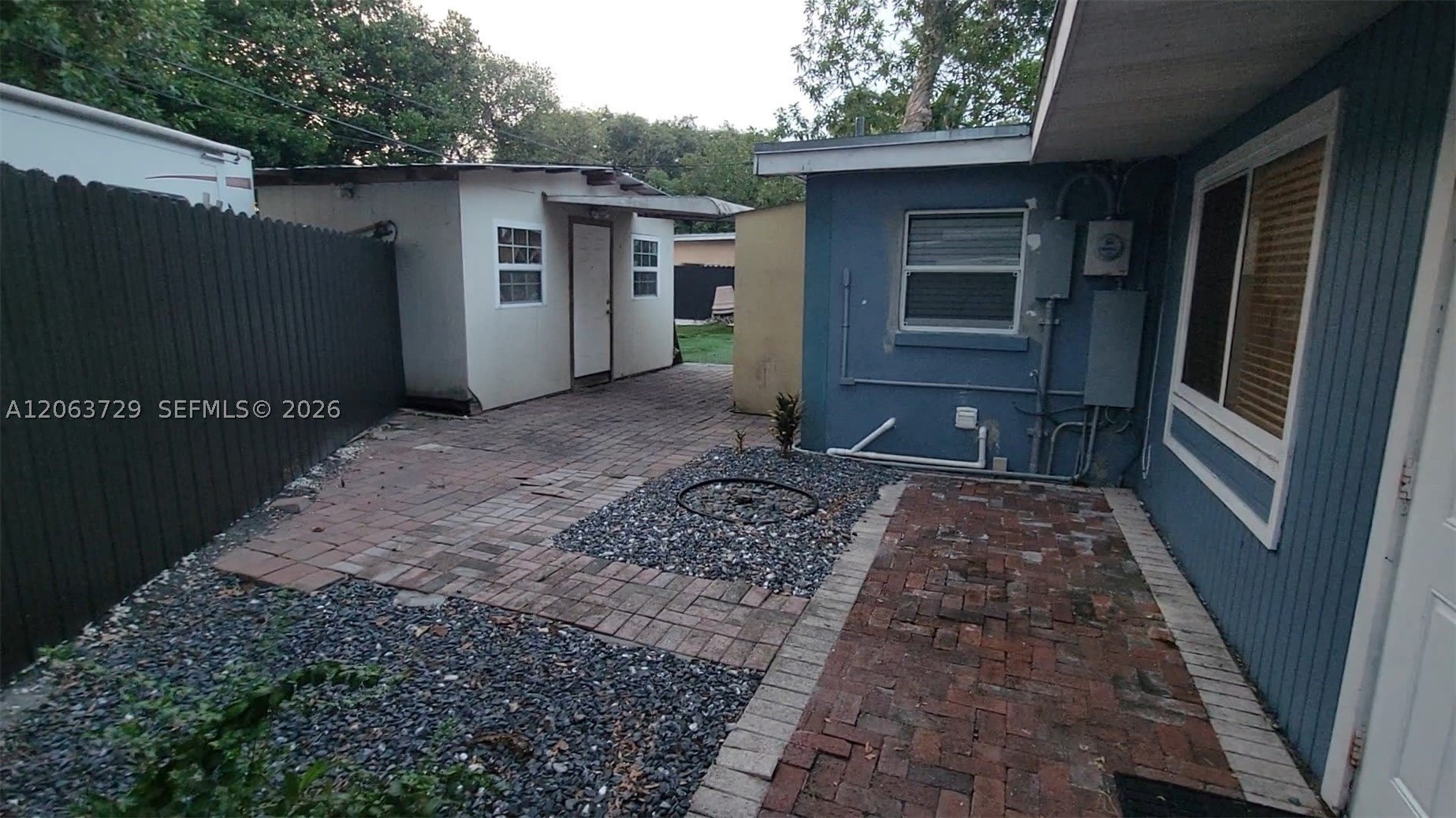 1115 Sw 25Th Ave – photo 3