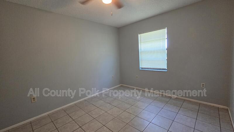 1344 Reynolds Road – photo 3