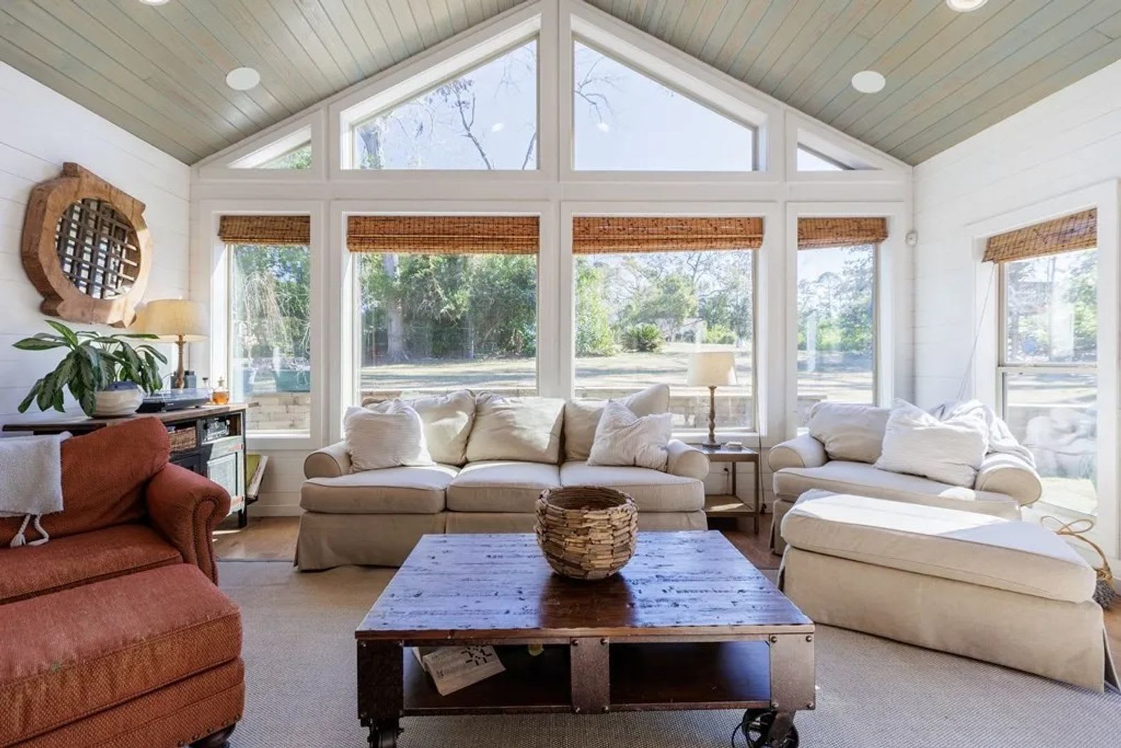 Stunning & Spacious 3-BR Home with Sunroom & Bonus Room in Valdosta! – photo 5