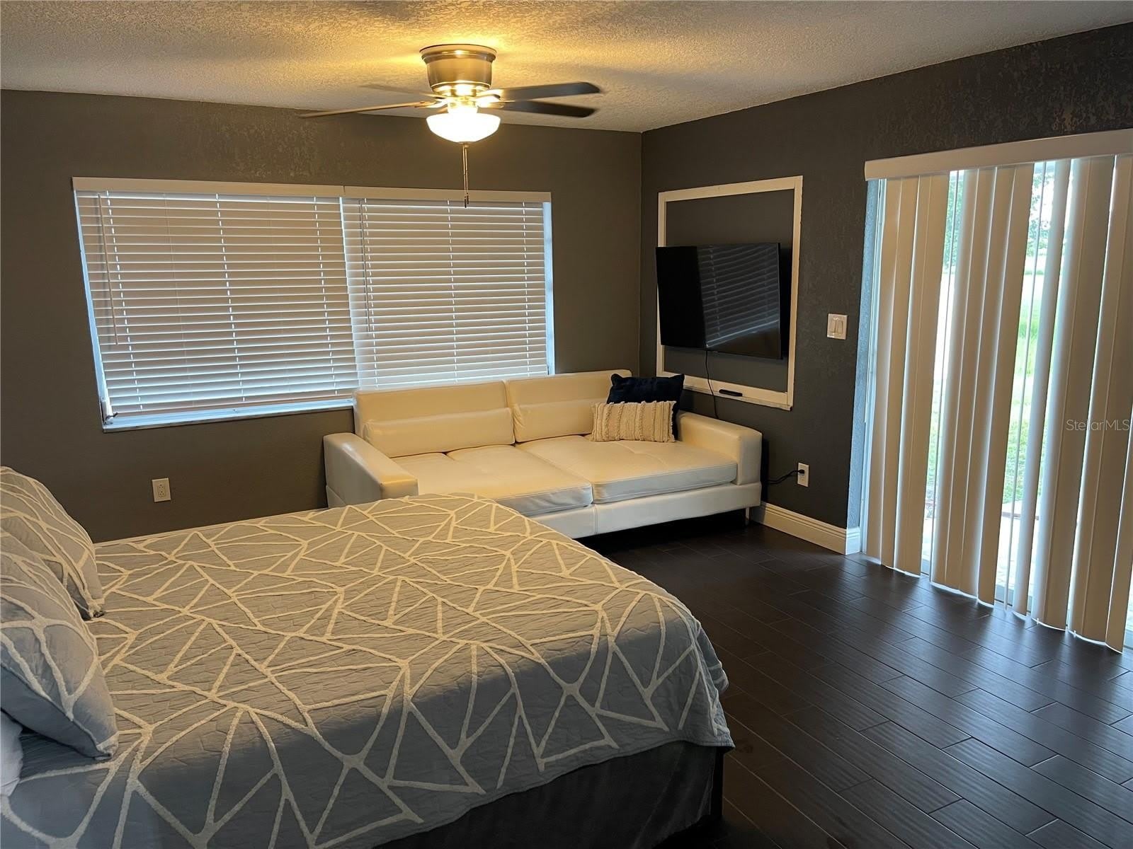 2101 Palm Boulevard – photo 5