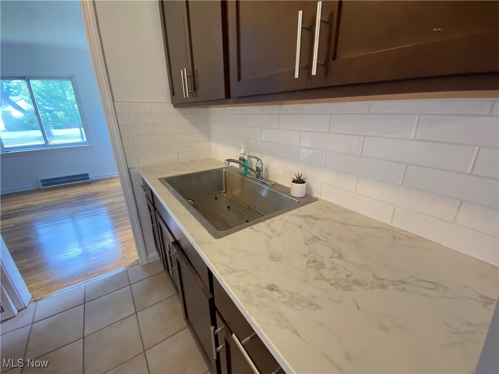 854 E 258th Street – photo 2