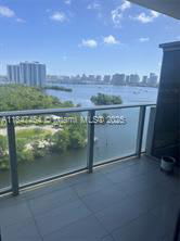 16385 Biscayne Boulevard – photo 1