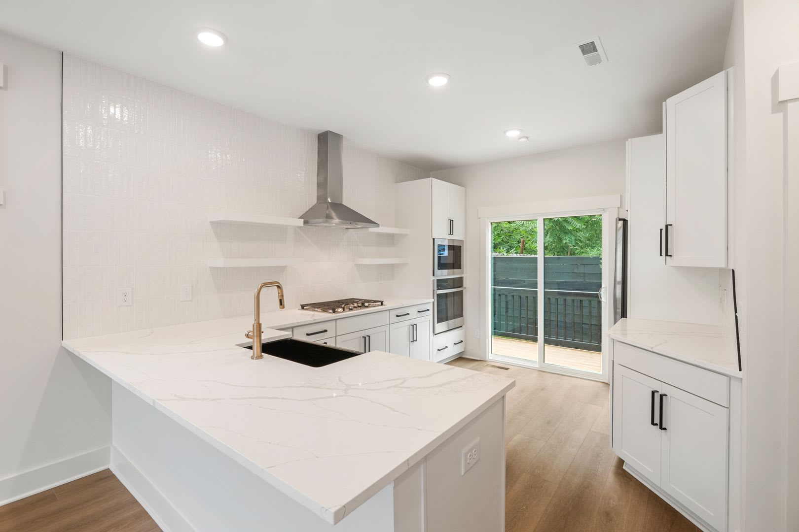 Modern 3-bedroom 2-bath home in Durham – photo 4