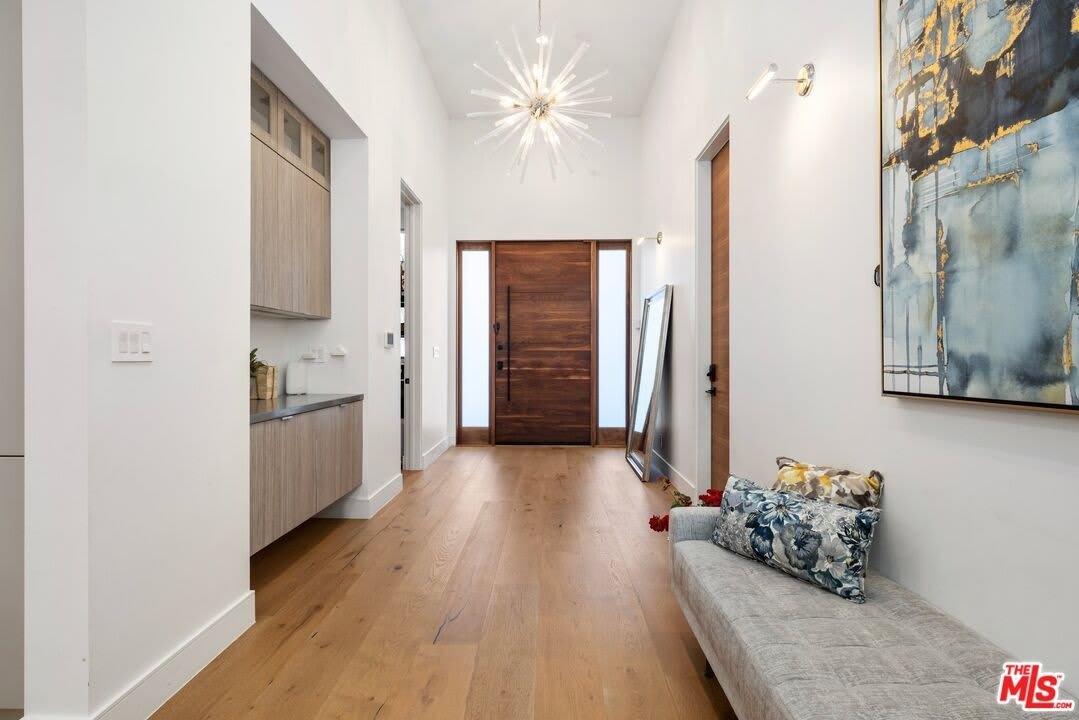 15030 Hartsook St – photo 5