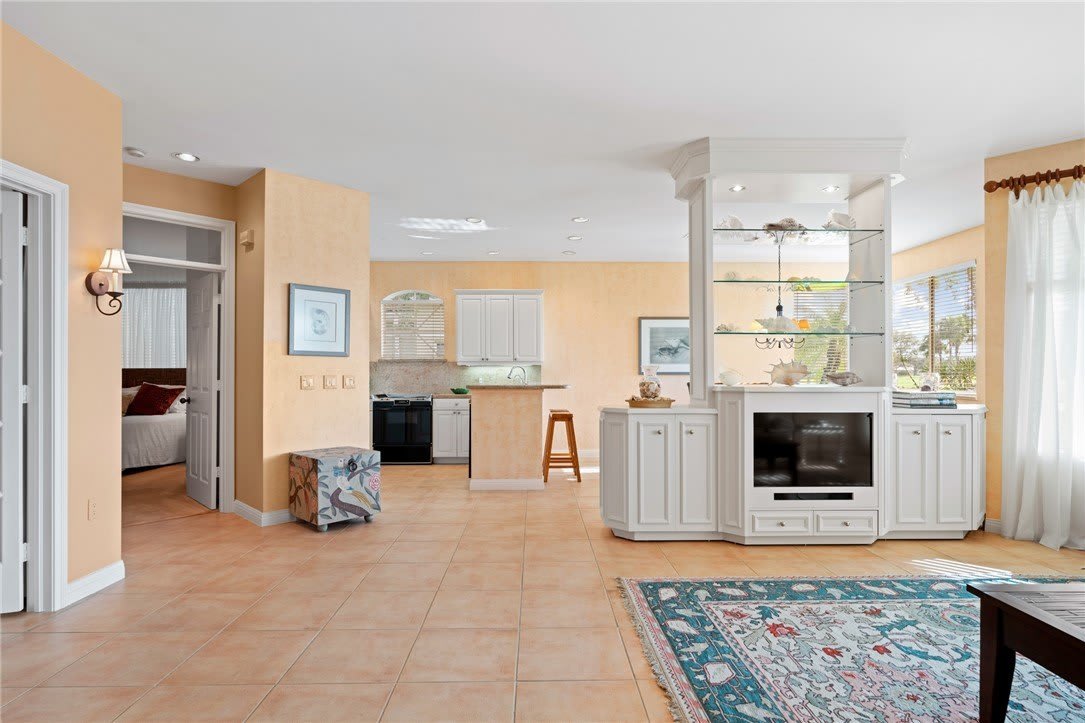 4781 S Newport Island Drive – photo 3