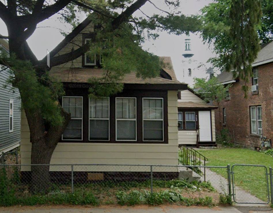 571 Charles Ave – photo 1