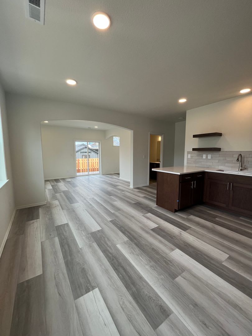 3-Bedroom 2.5-Bathroom Townhouse in Friendly Neighborhood – photo 3