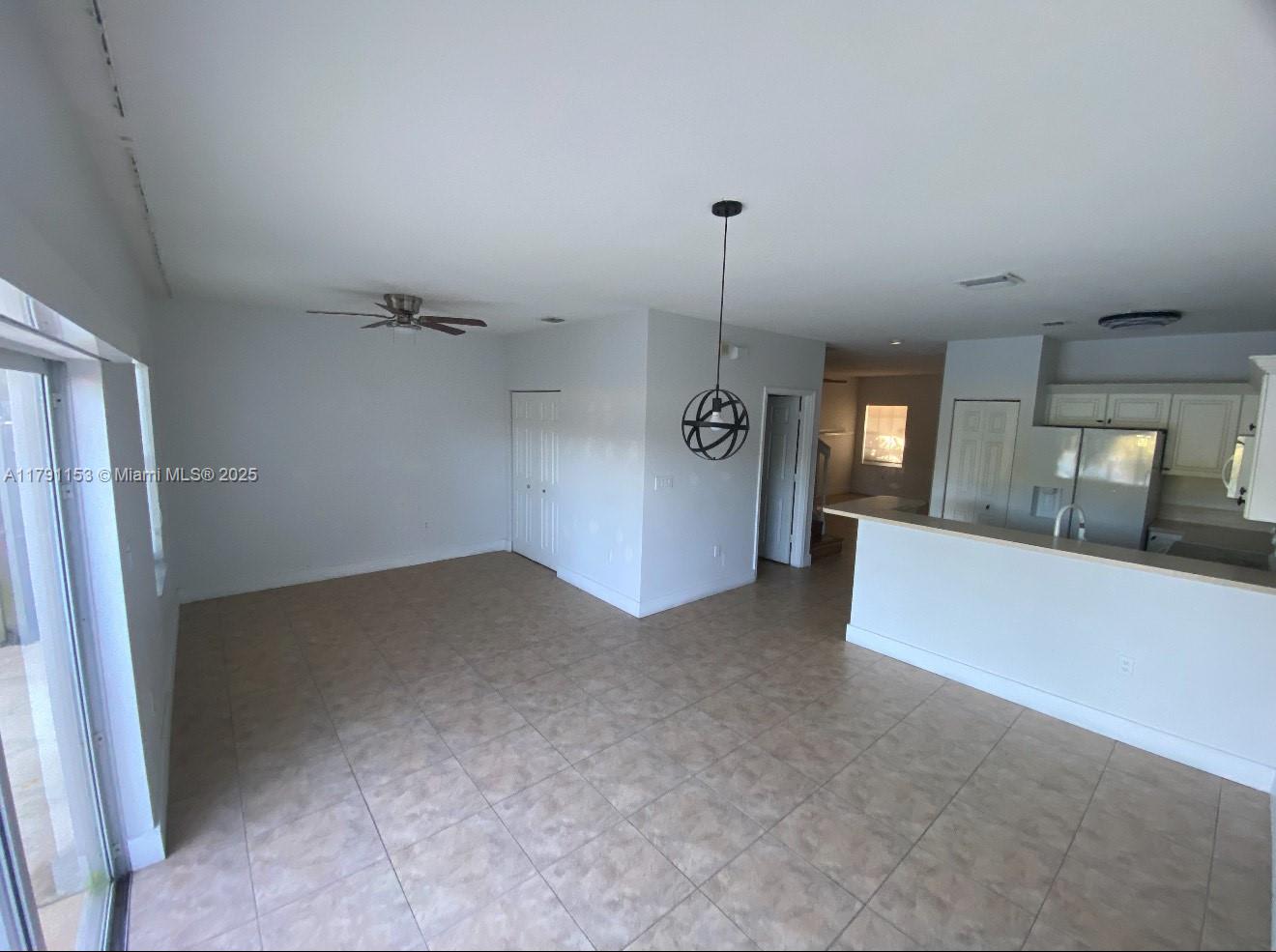 9283 Southwest 219th Street – photo 4