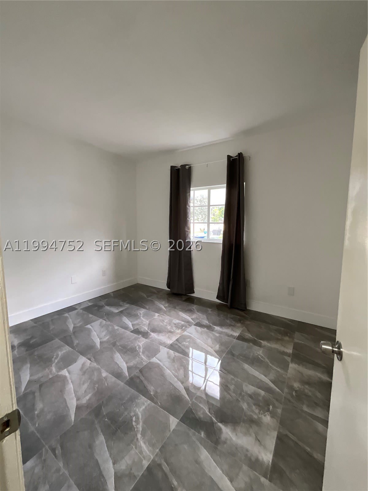 435 NW 19th Ln – photo 5