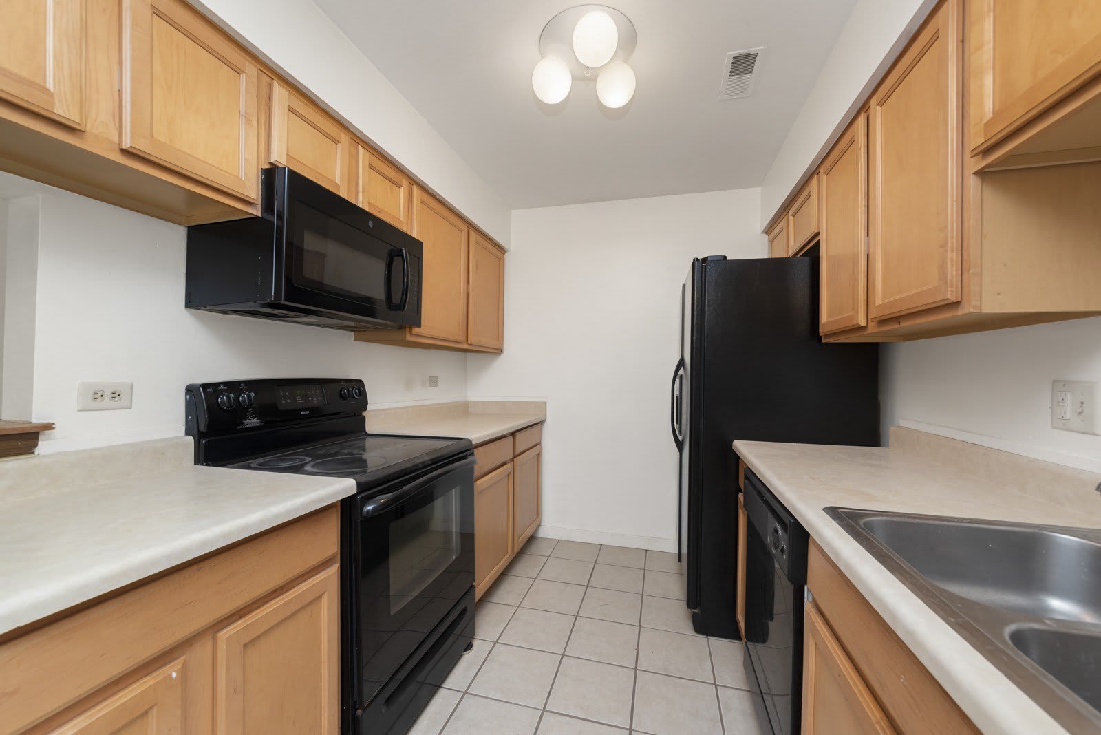 1420 Stonebridge Circle – photo 5