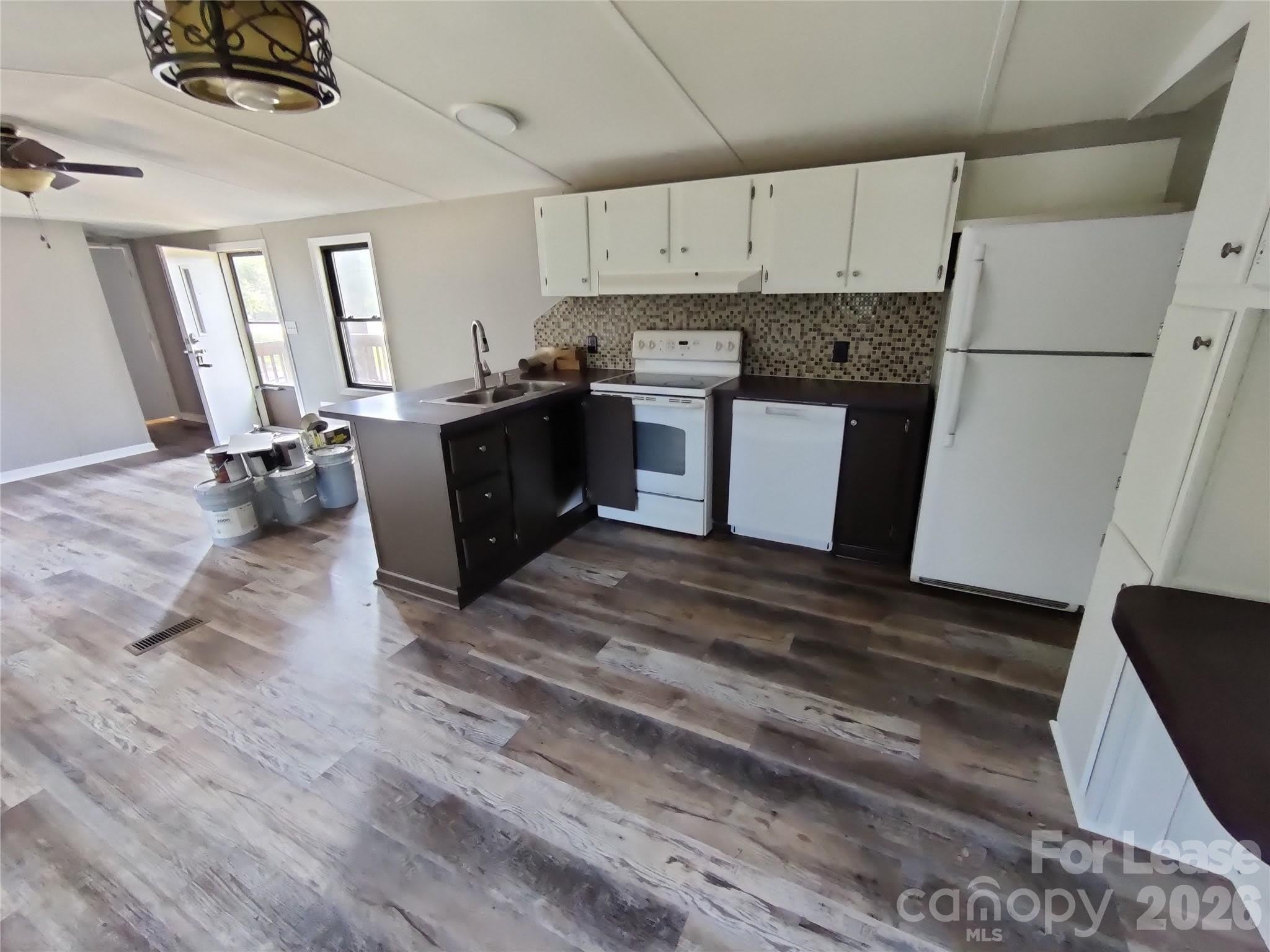 1809 Dallas Stanley Highway – photo 3