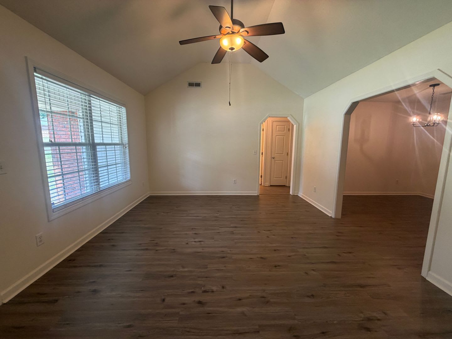 3290 Valencia Drive – photo 2
