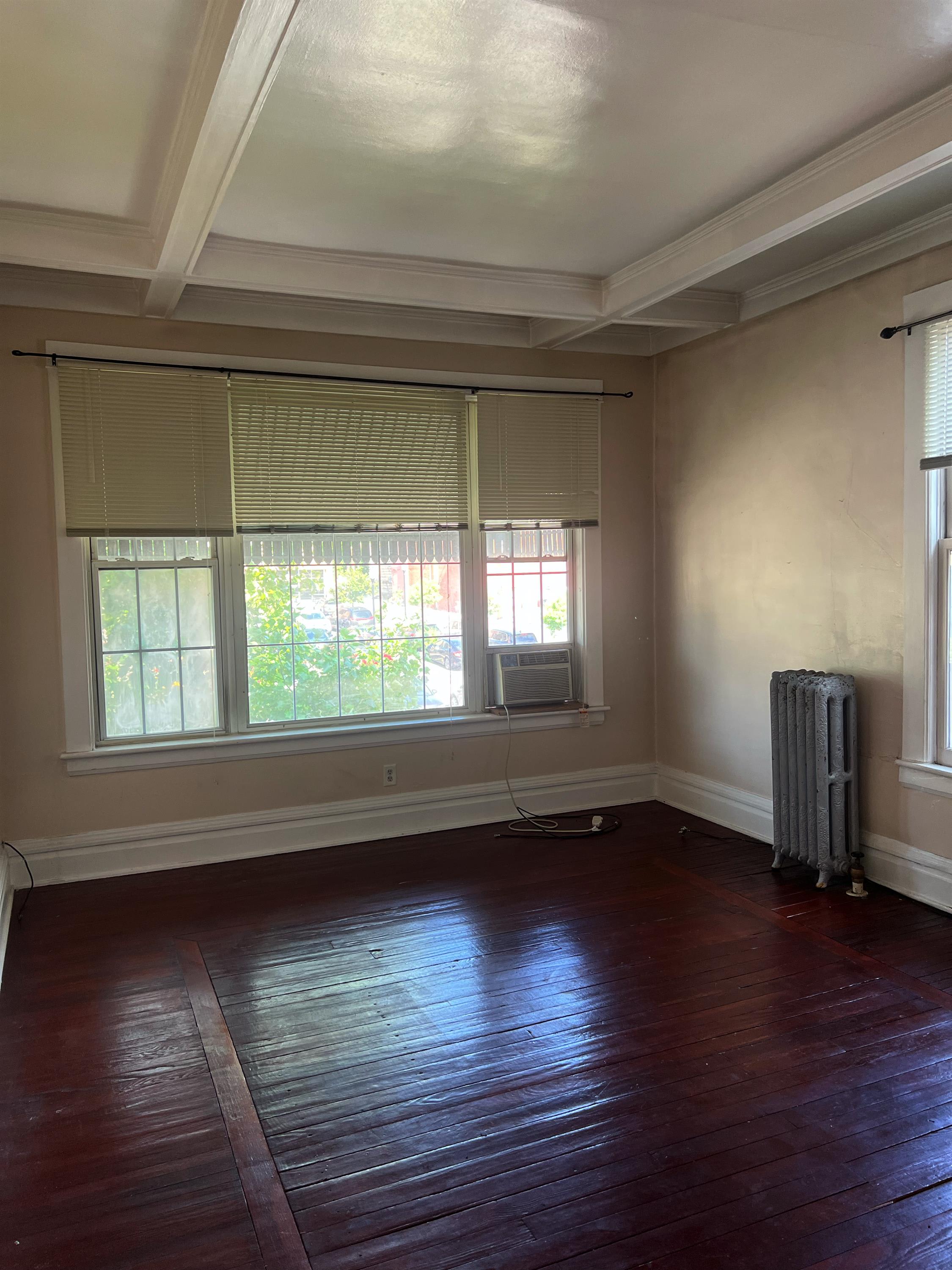 157 Michigan Ave Apt 4 – photo 4
