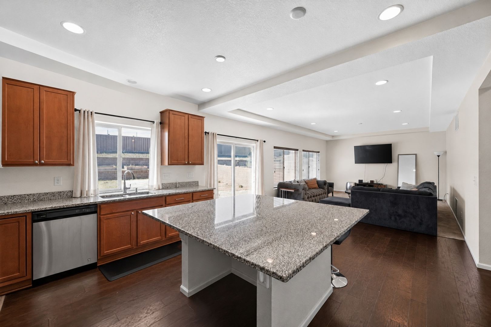 Spacious 4BR Denver Home – photo 3
