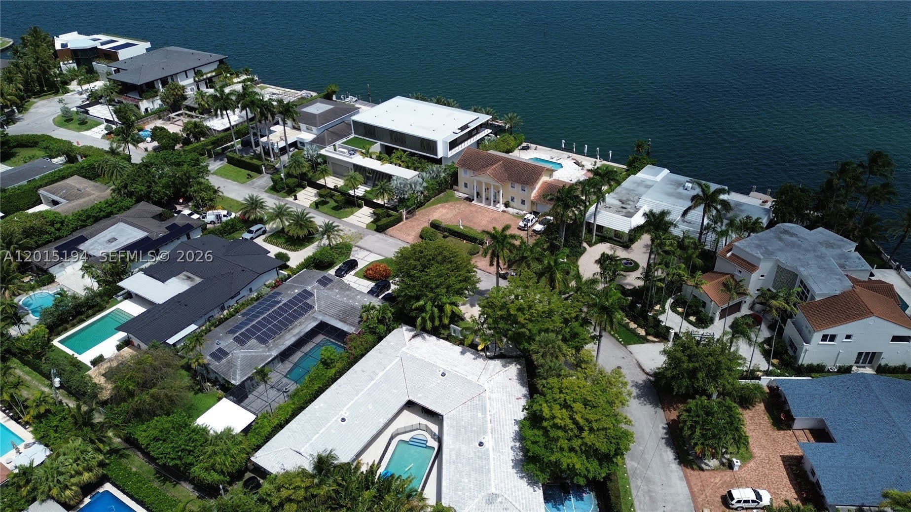 11445 N Bayshore Dr – photo 5