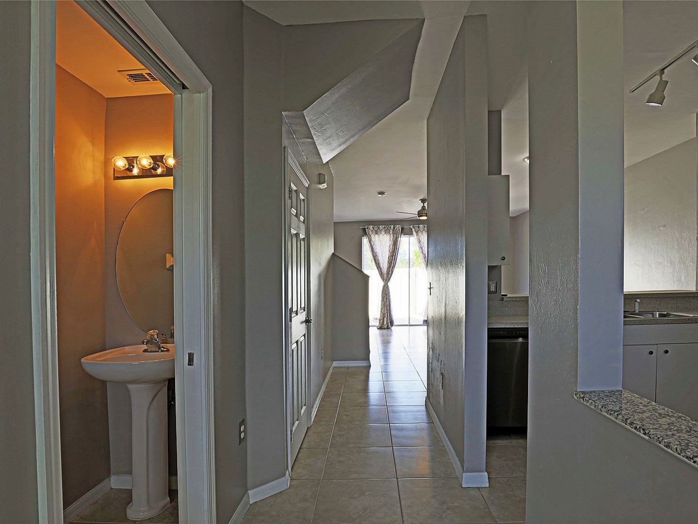 Forest Lake Townhomes 3605-107 – photo 3