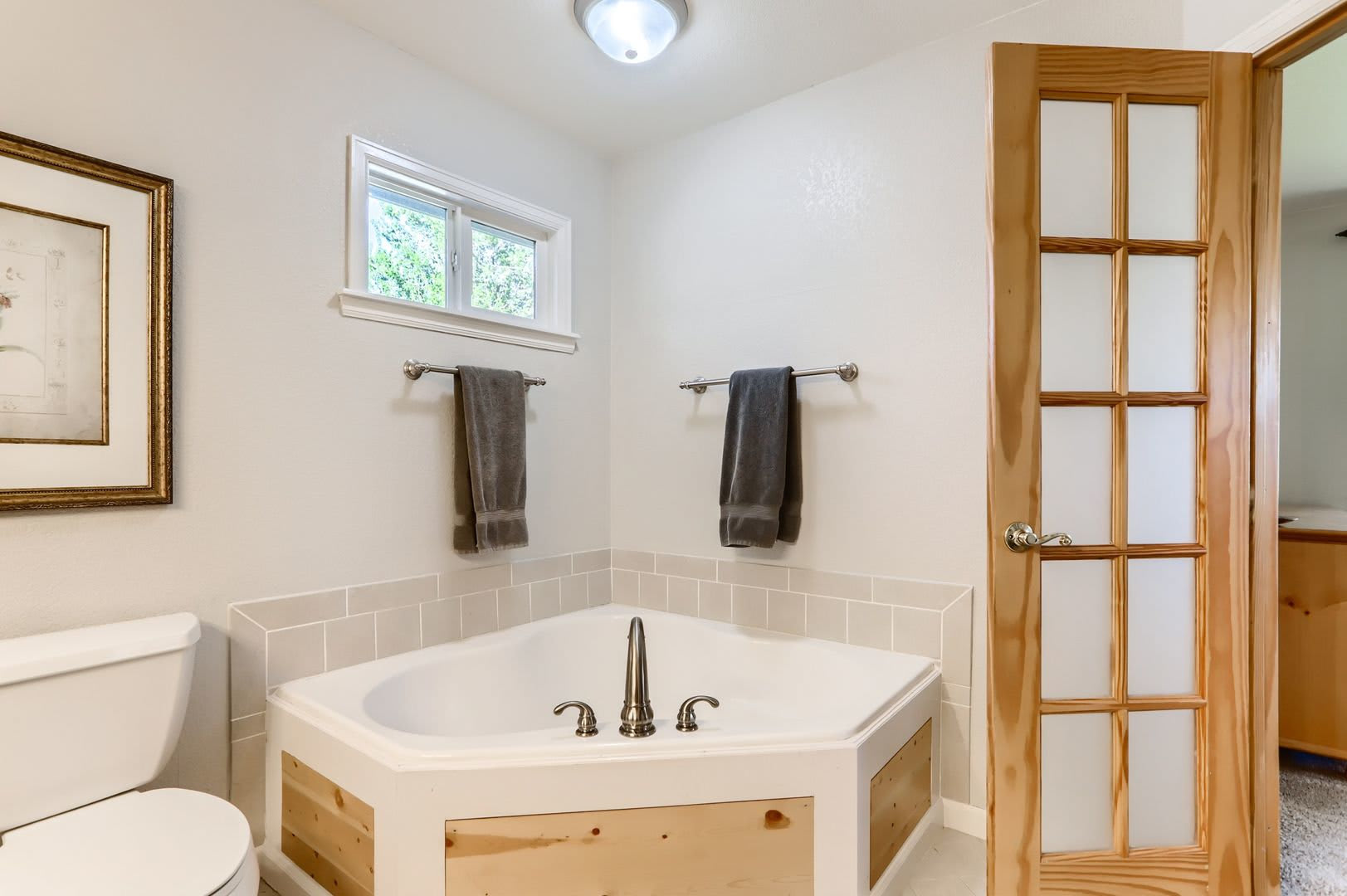 Spacious 5 Bdr Lafayette Home Close To Coal Creek Trail – photo 3