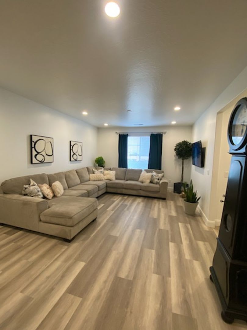 Ivory Town Home in Escondido Community! – photo 4
