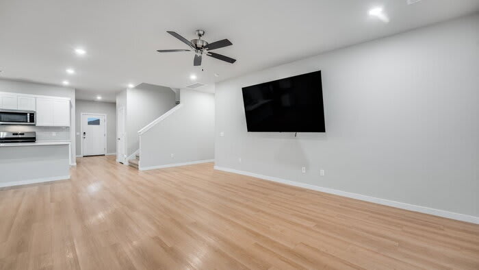913 Sonoma Street – photo 5