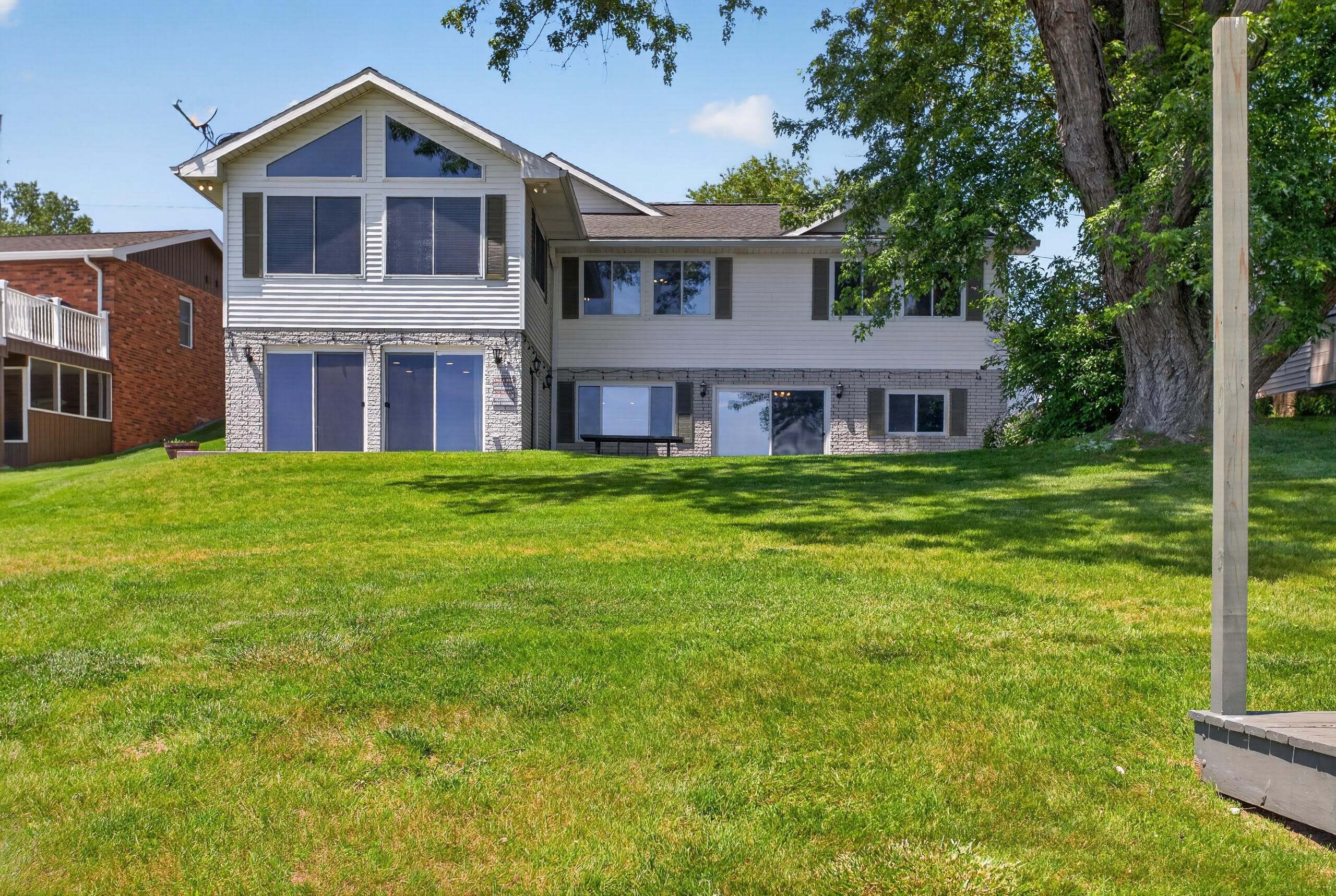 11939 Greenbriar Drive – photo 1