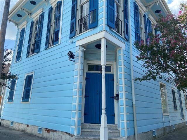 740 MAZANT Street – photo 2