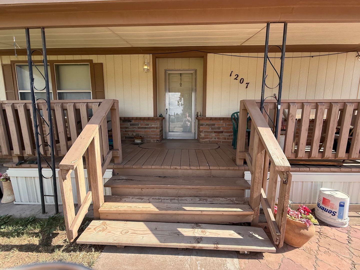 1207 Wright Ave – photo 3