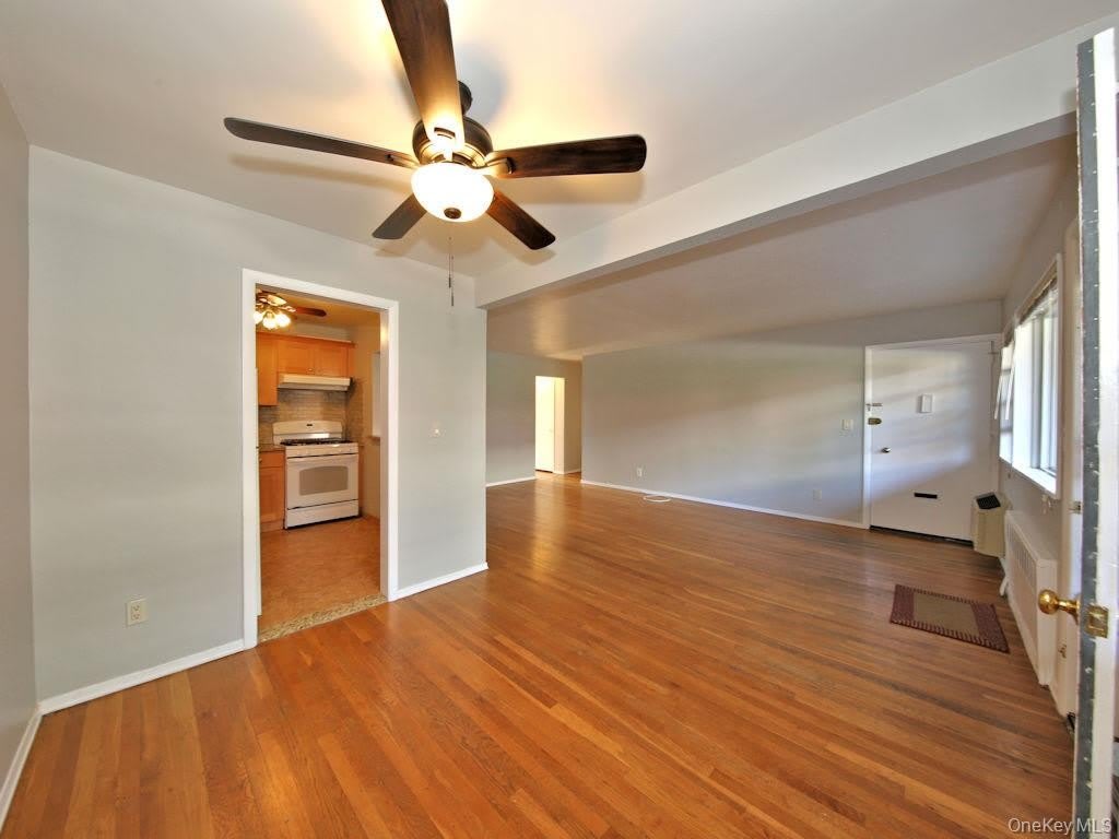 419 Tompkins Avenue – photo 5