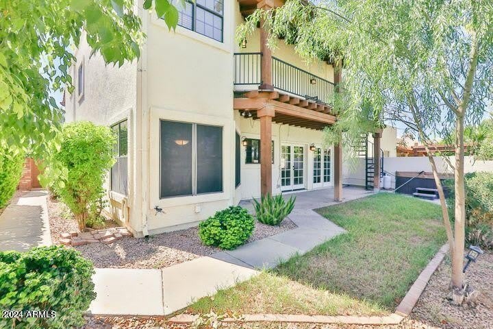 2322 S Rogers – photo 3