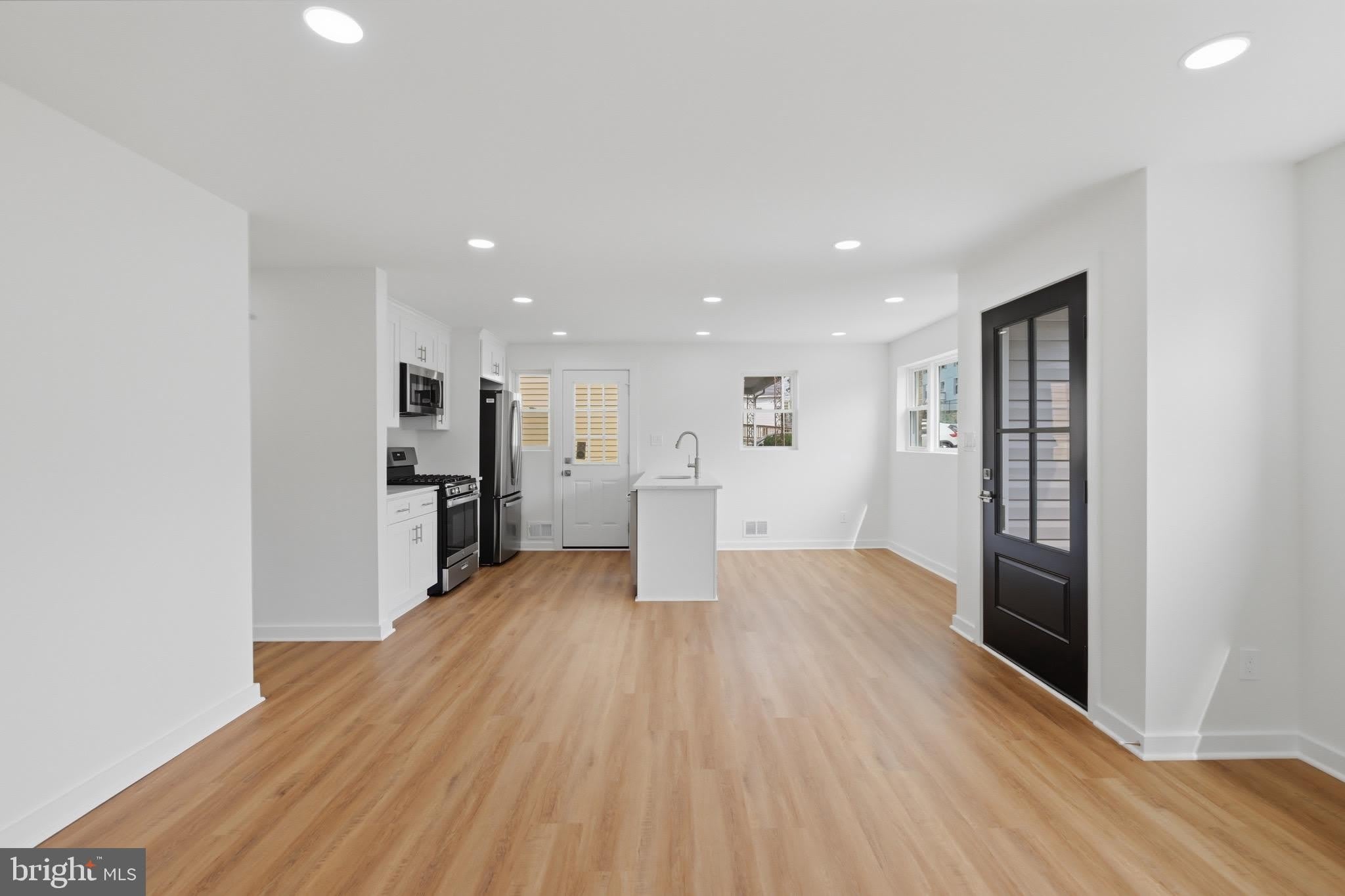 1545 11TH Street S – photo 5