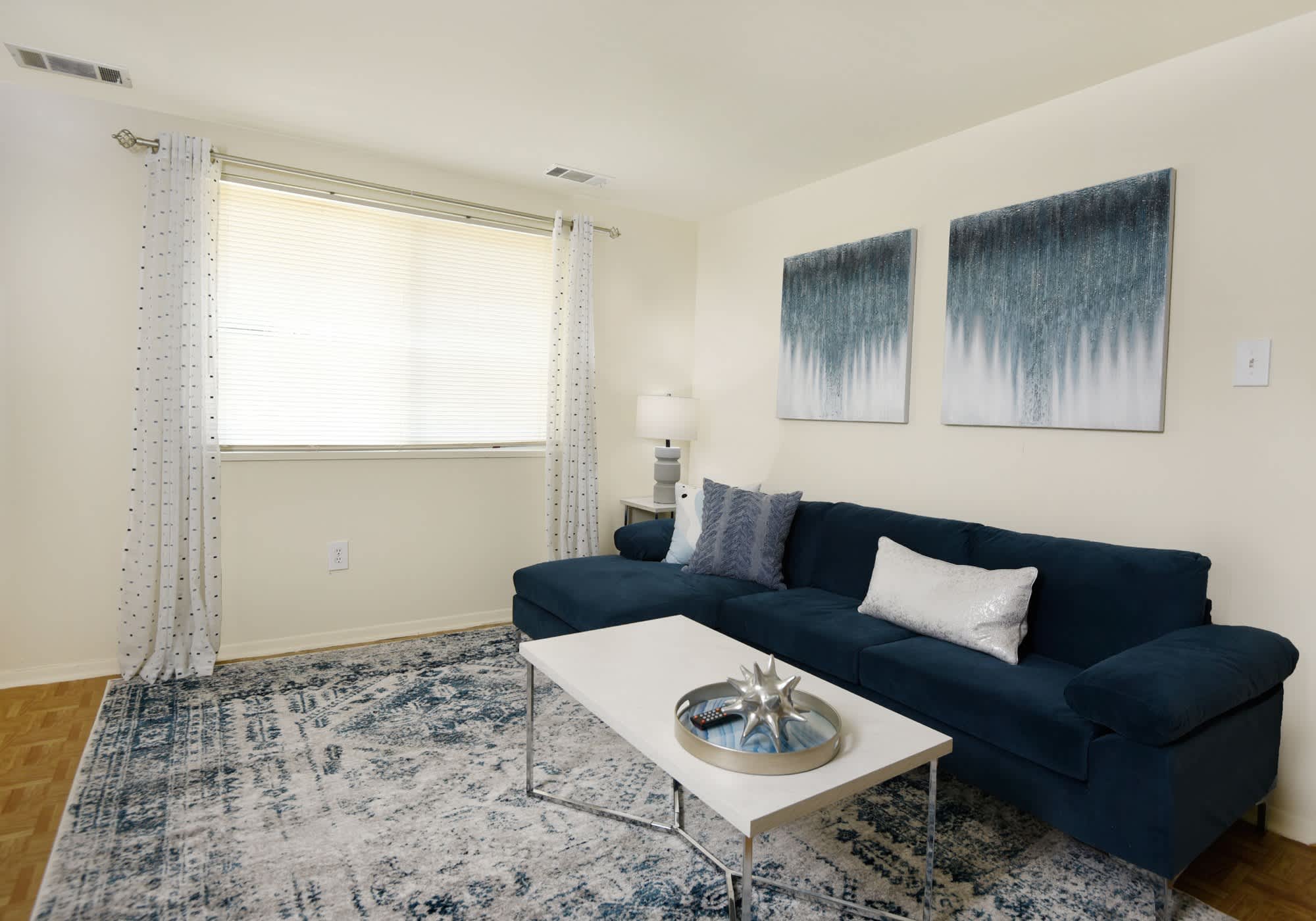 Winston Apartments – photo 5