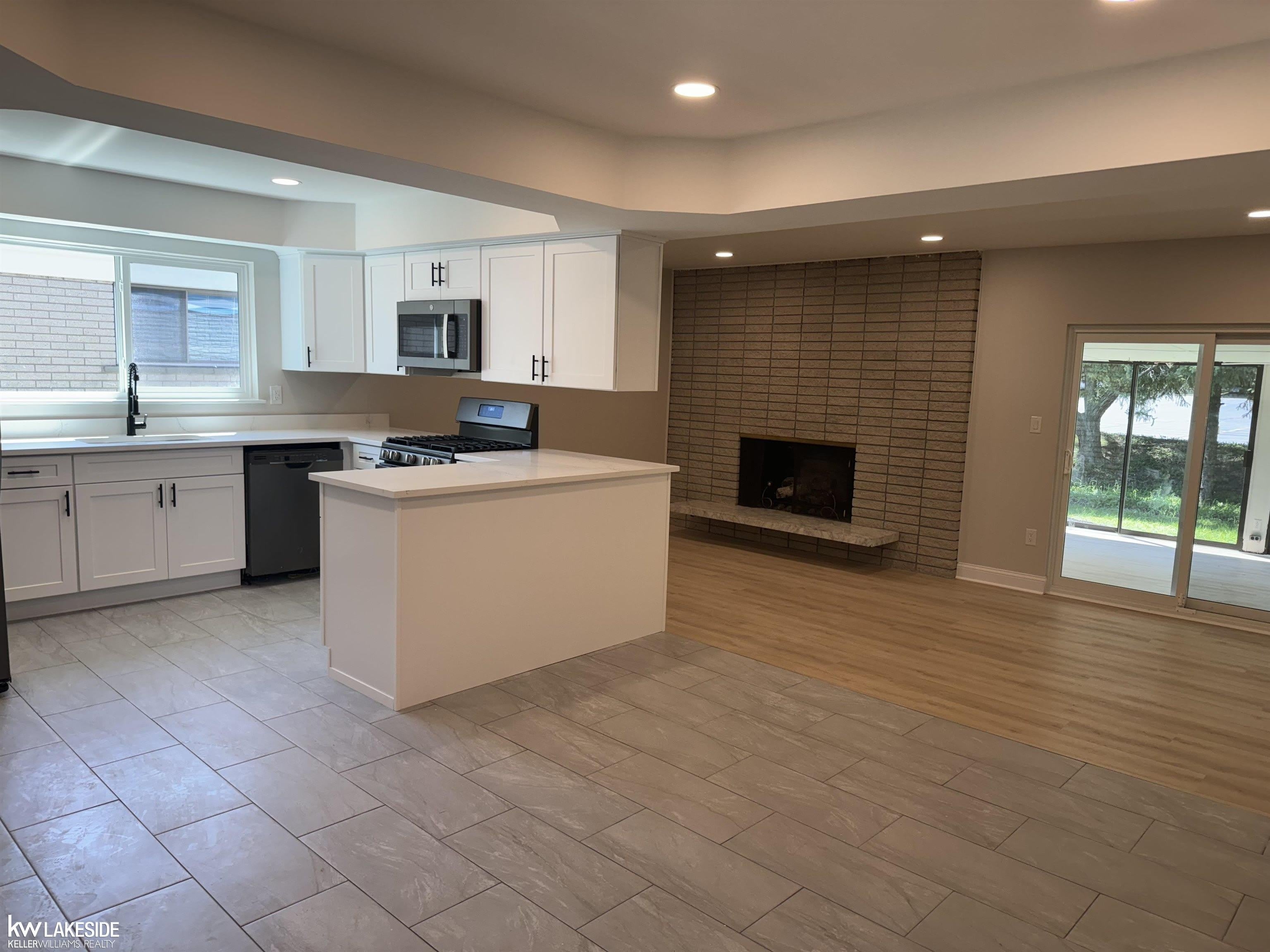 35223 Mustang Drive – photo 5