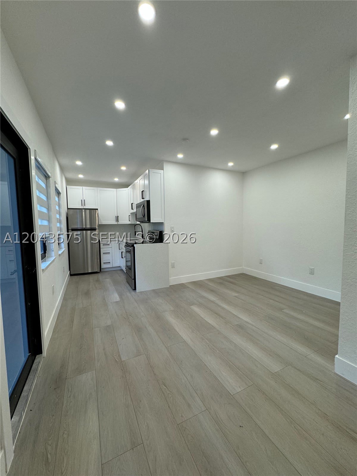 5521 Nw 1St Ave – photo 2