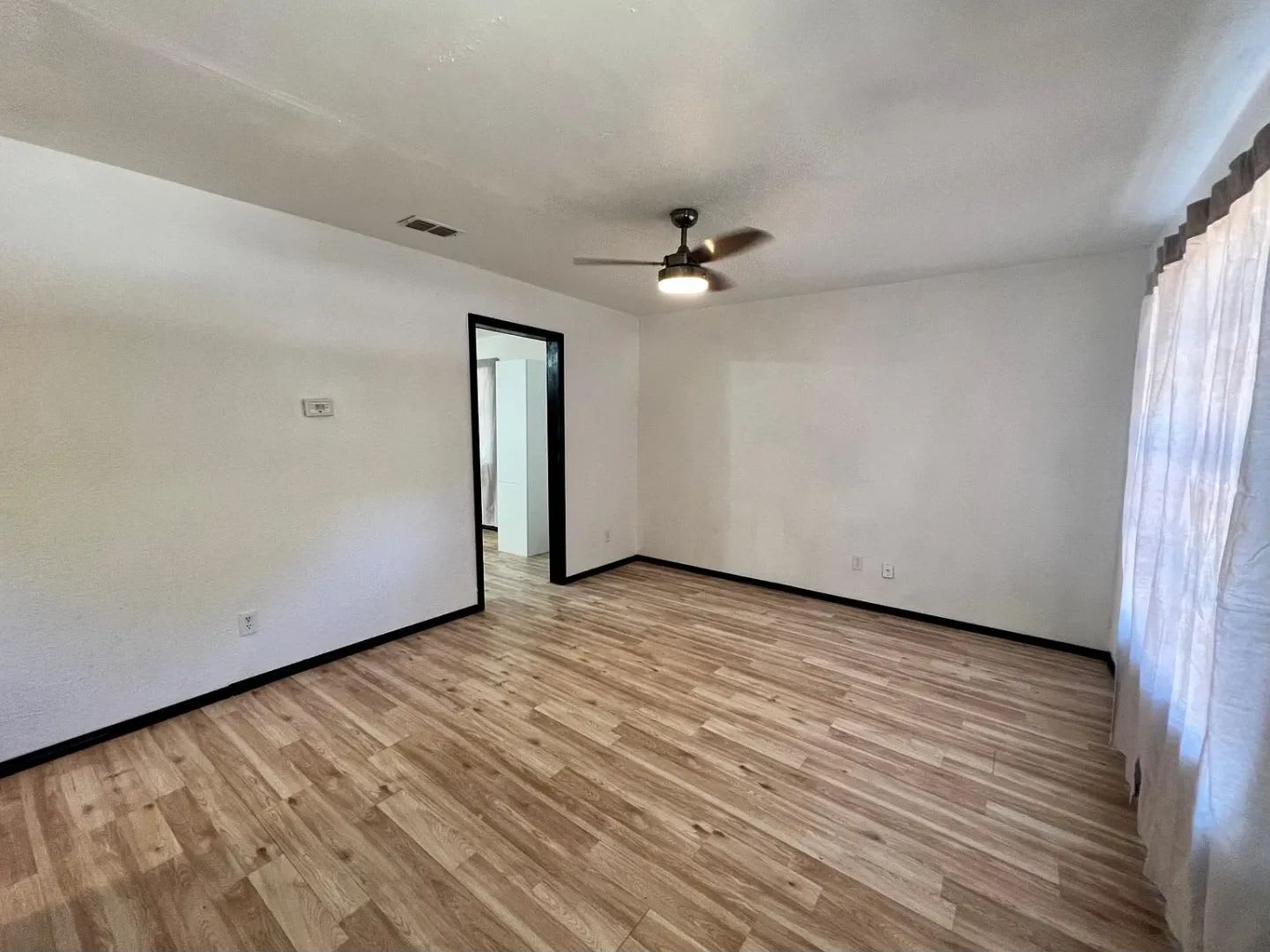 Charming East Austin Retreat with Modern Comfort & Timeless Appeal – photo 2