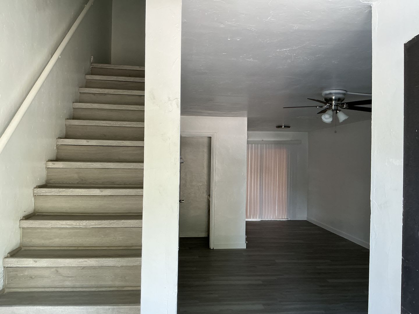 624 SW 70th Ter – photo 2