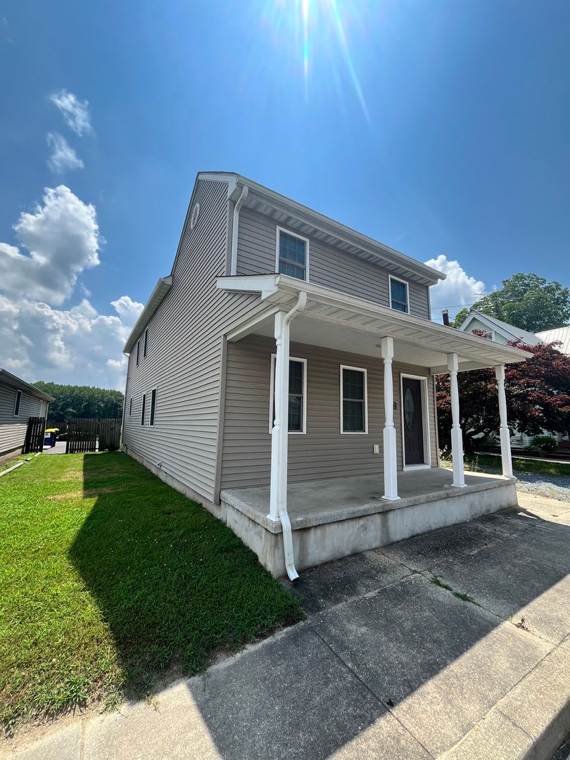 Welcome to 112 E Main Street! – photo 3