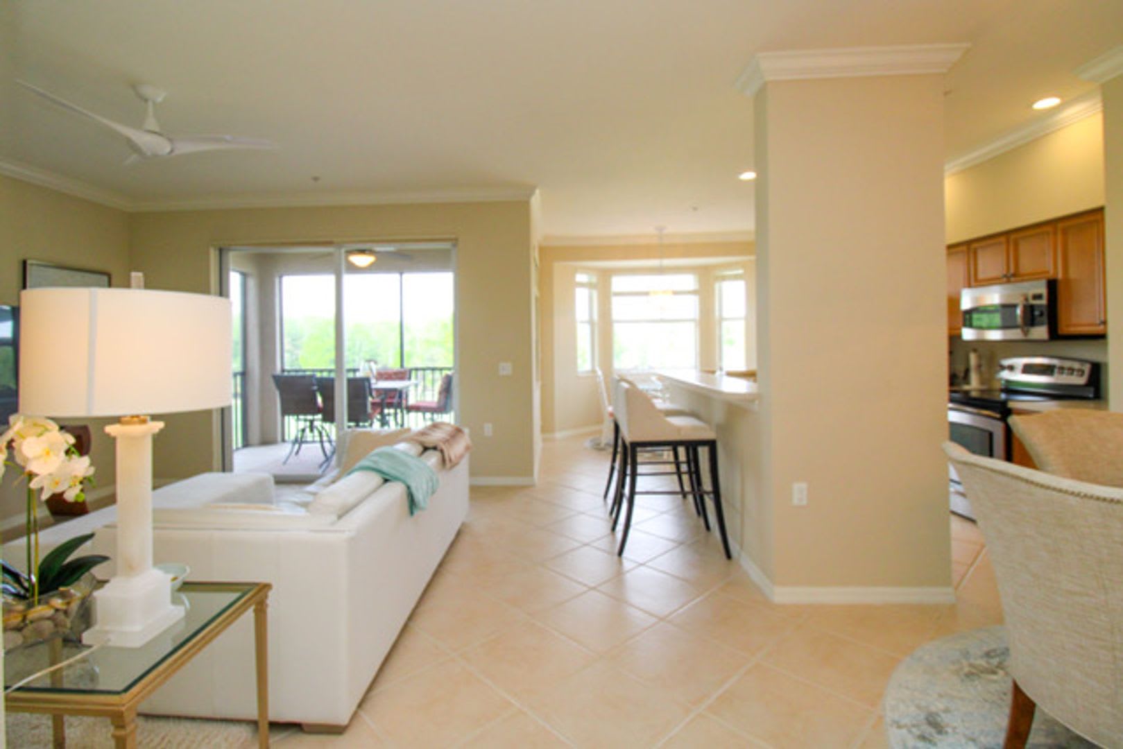 Calling All Golf Enthusiasts Stunning 2 2 Penthouse Unit At Heritage Bay Golf Country Club Bring Your Golf Clubs Golf Transfer – photo 1