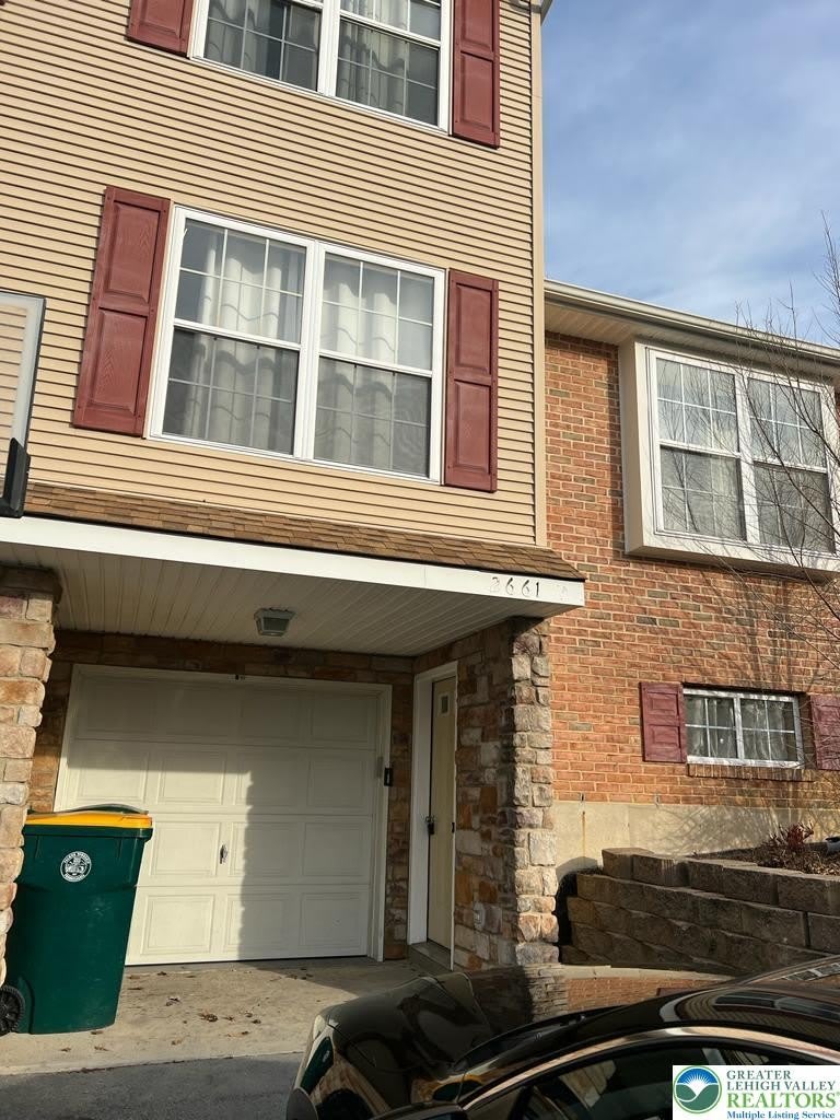 2661 Anthony Court – photo 2