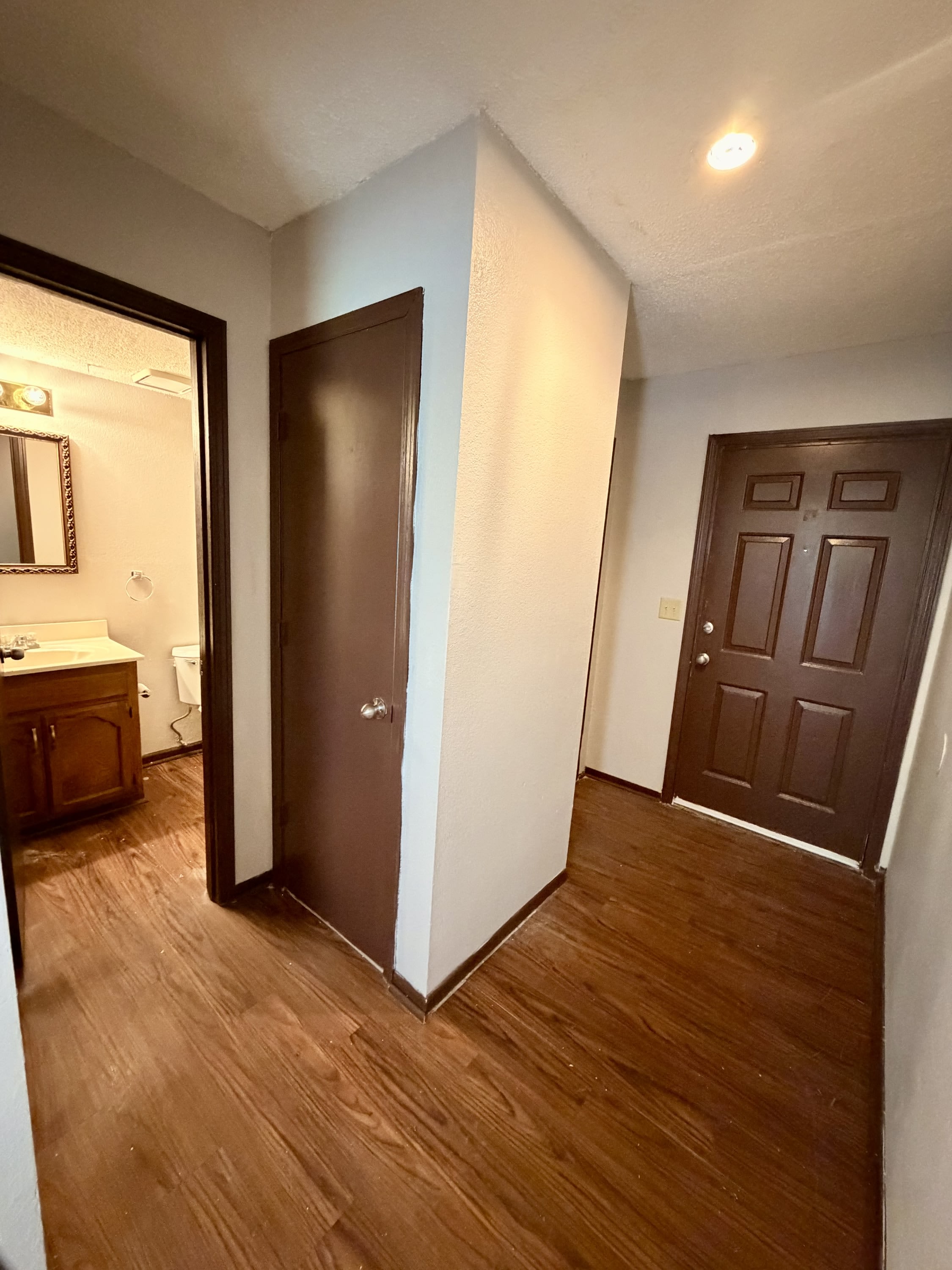 215 Northeast Timbercreek Drive – photo 2