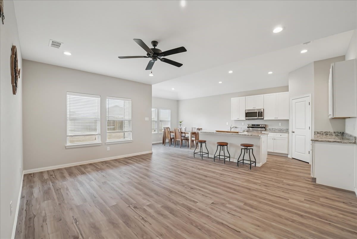4802 Delano Street – photo 4
