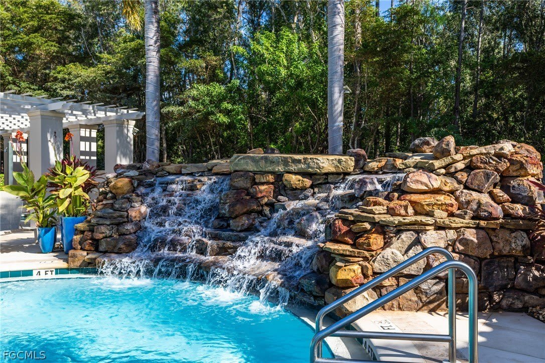23550 Alamanda Drive – photo 2