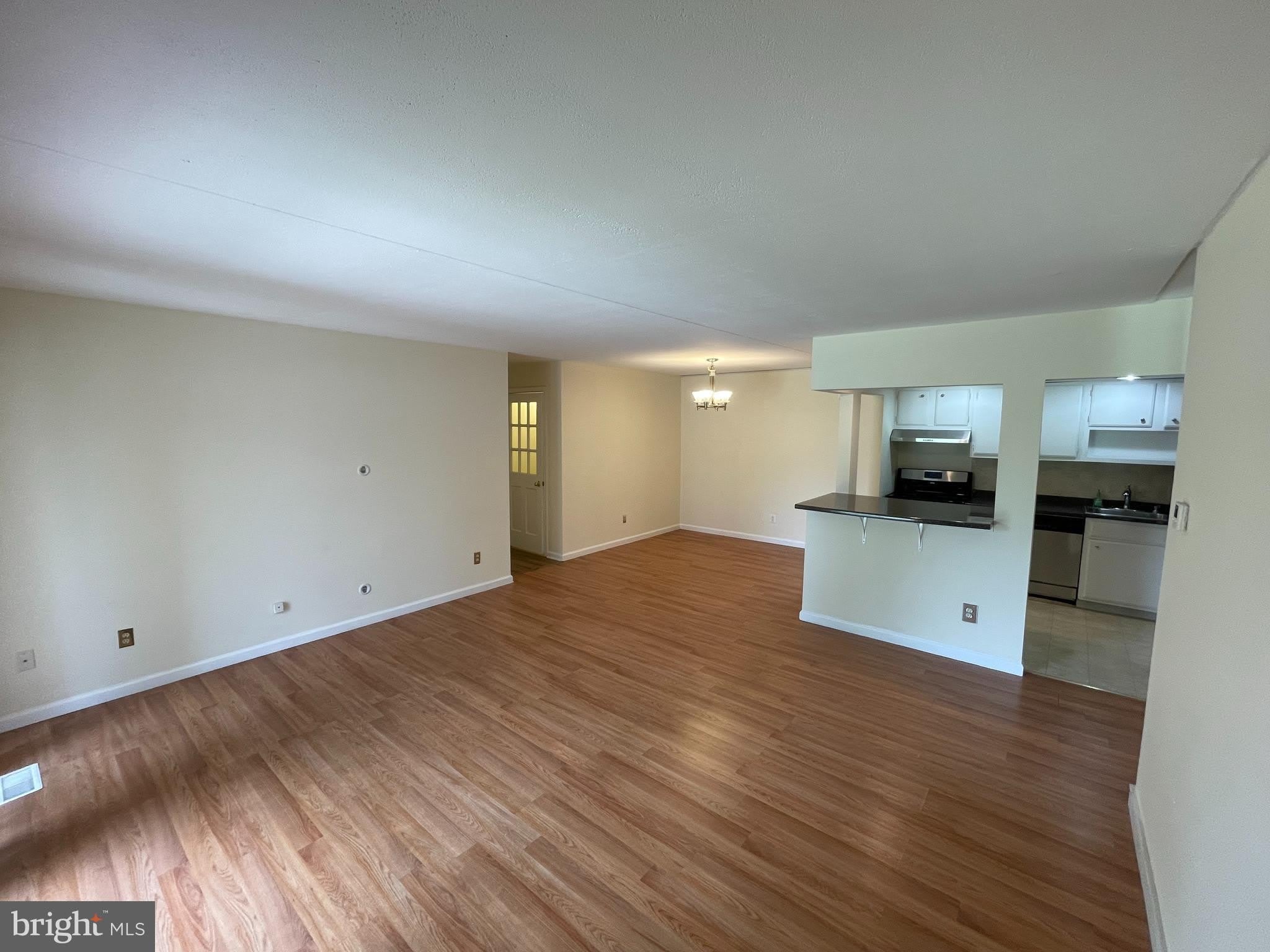 208 OLD FORGE CROSSING – photo 5
