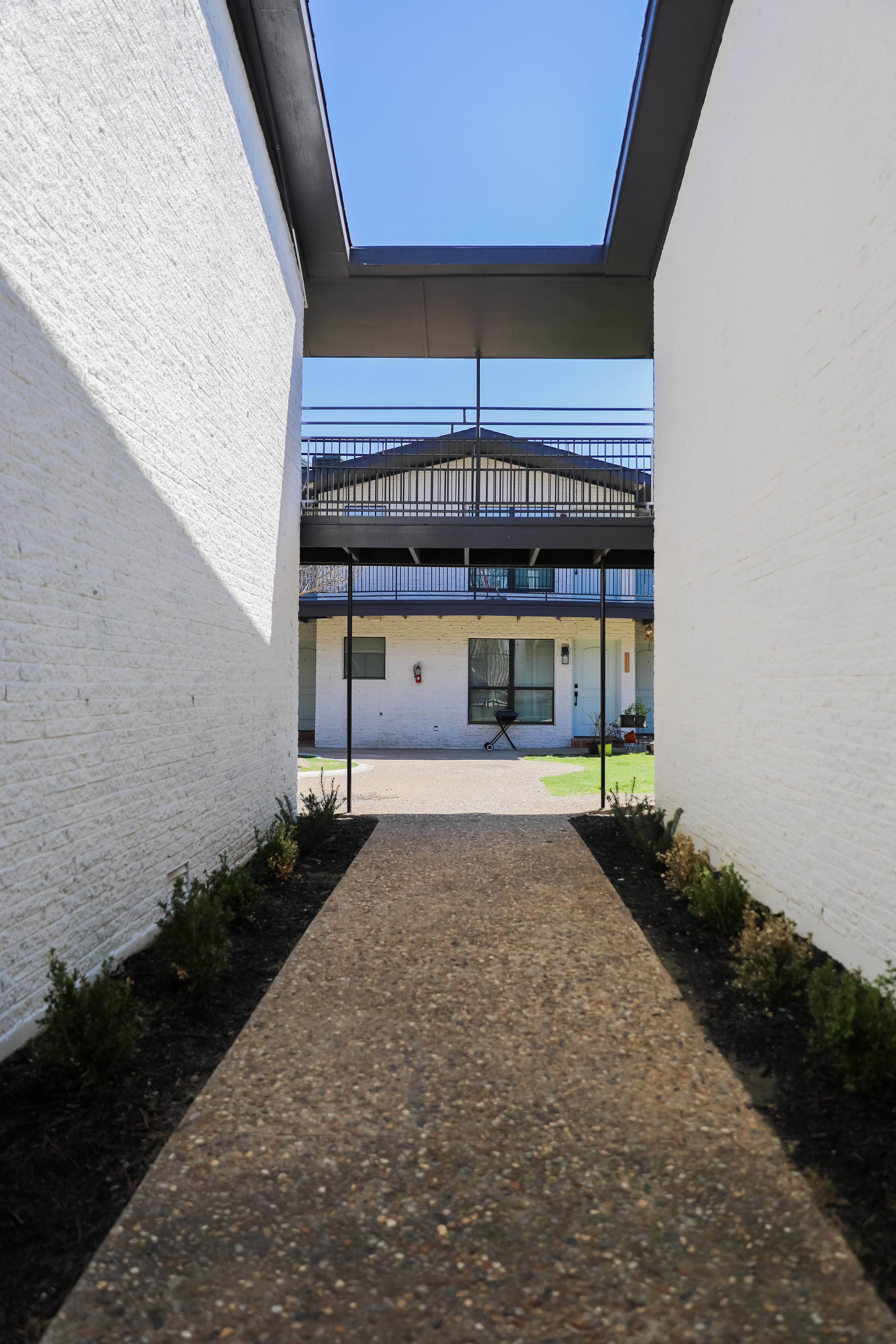 Pavilion At Bishop Ridge – photo 3