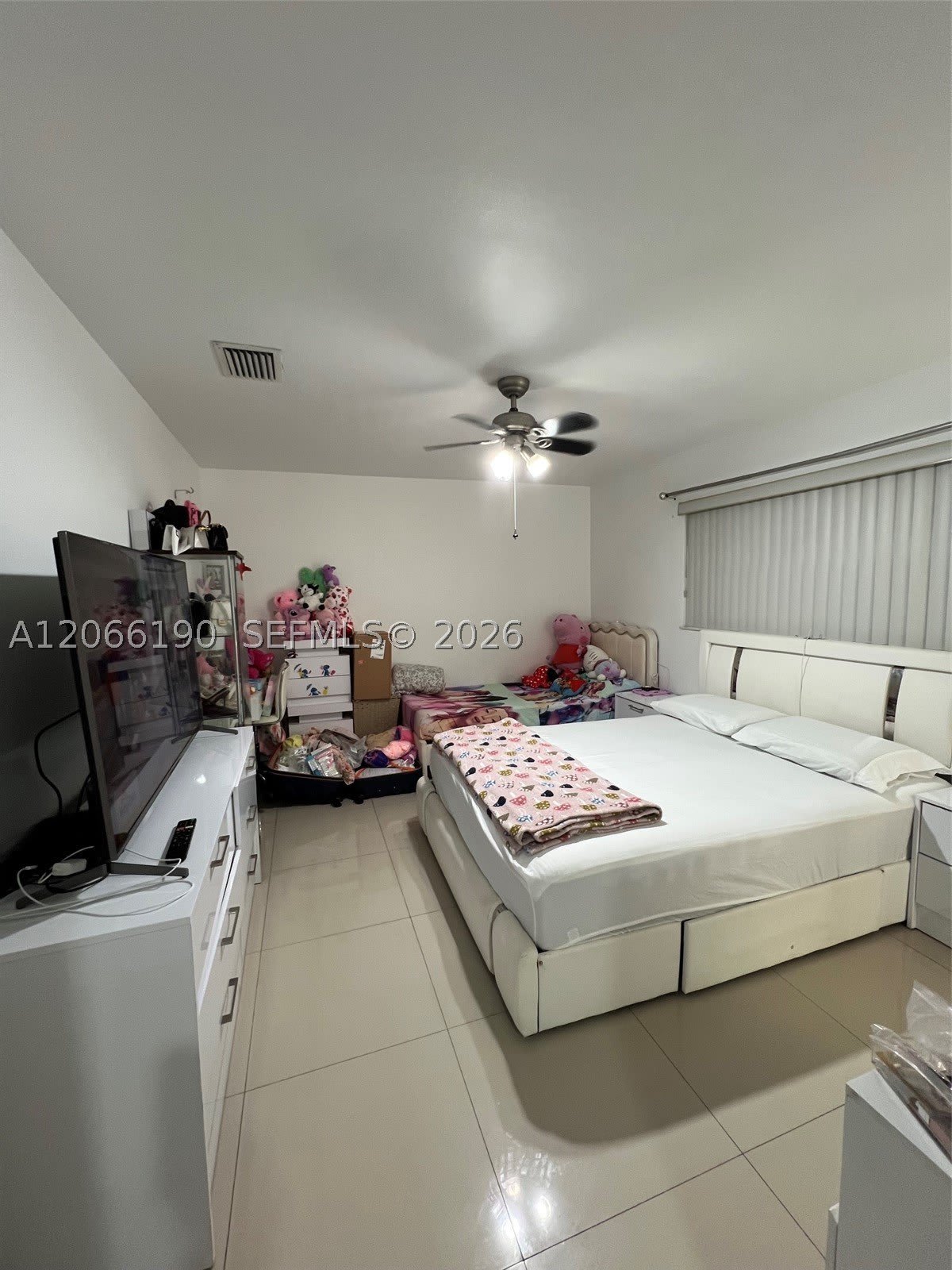 467B E 13Th St – photo 5