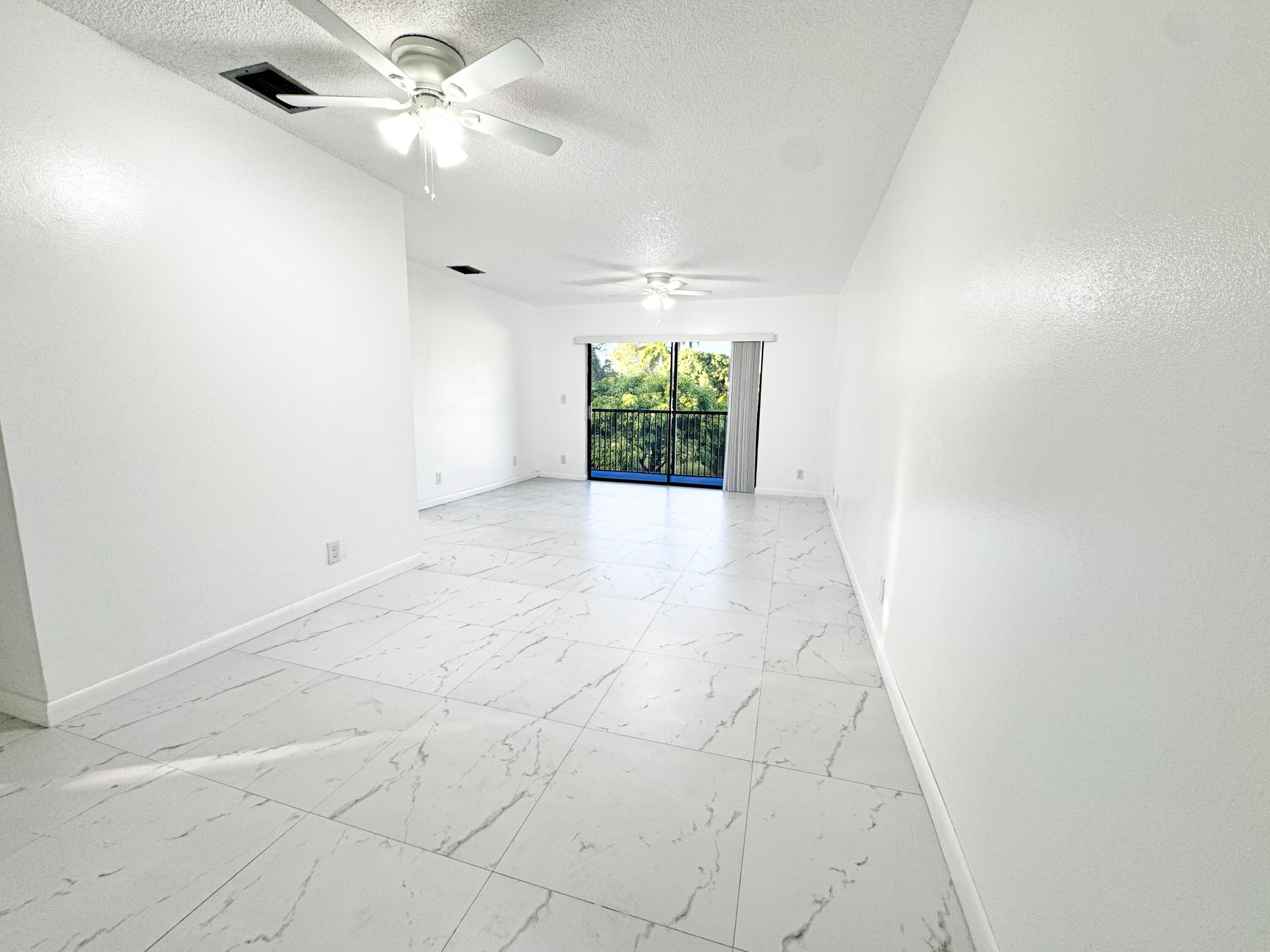 10687 Royal Palm Boulevard – photo 2