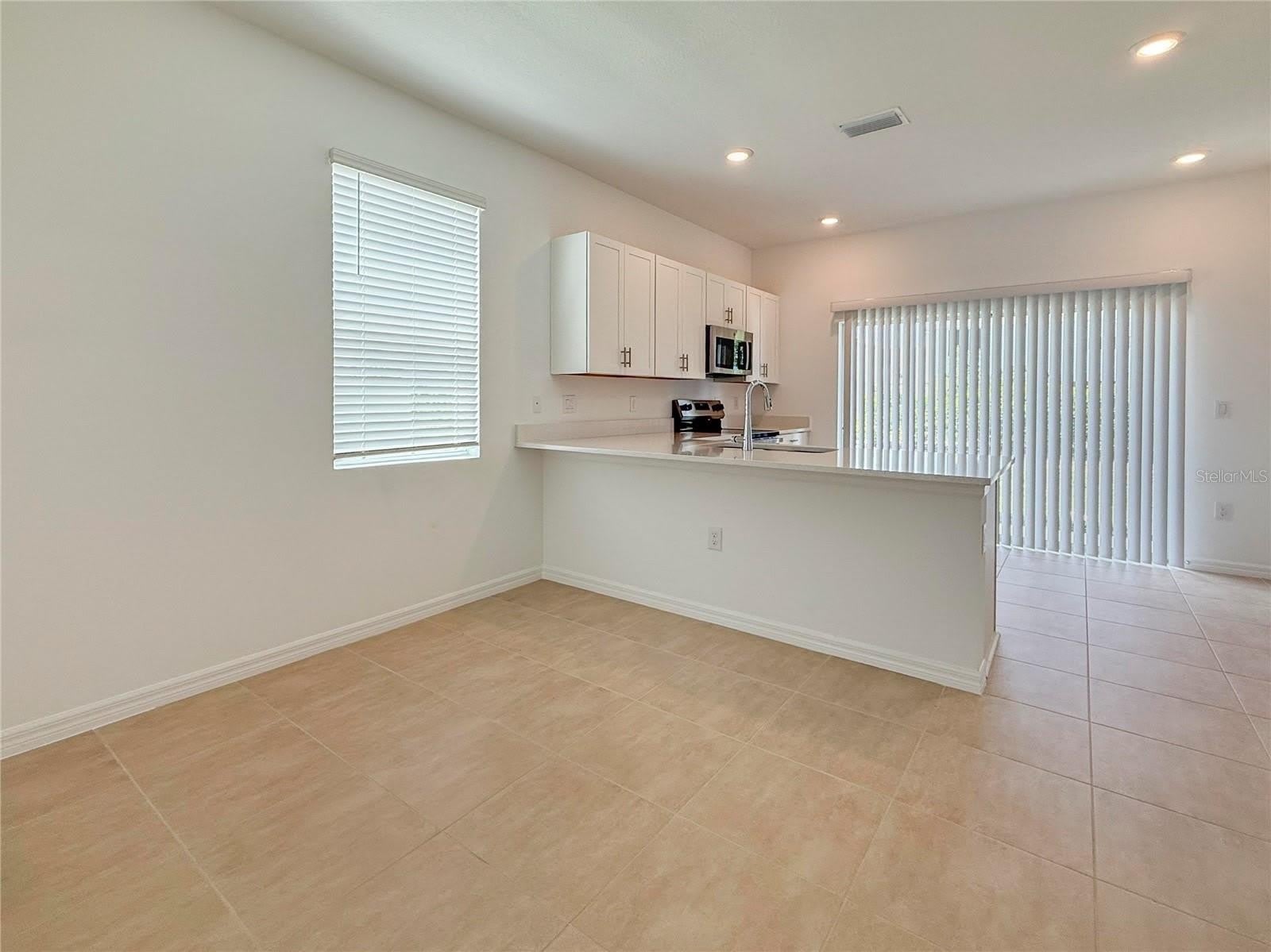 8948 DAYBREAK Street – photo 4