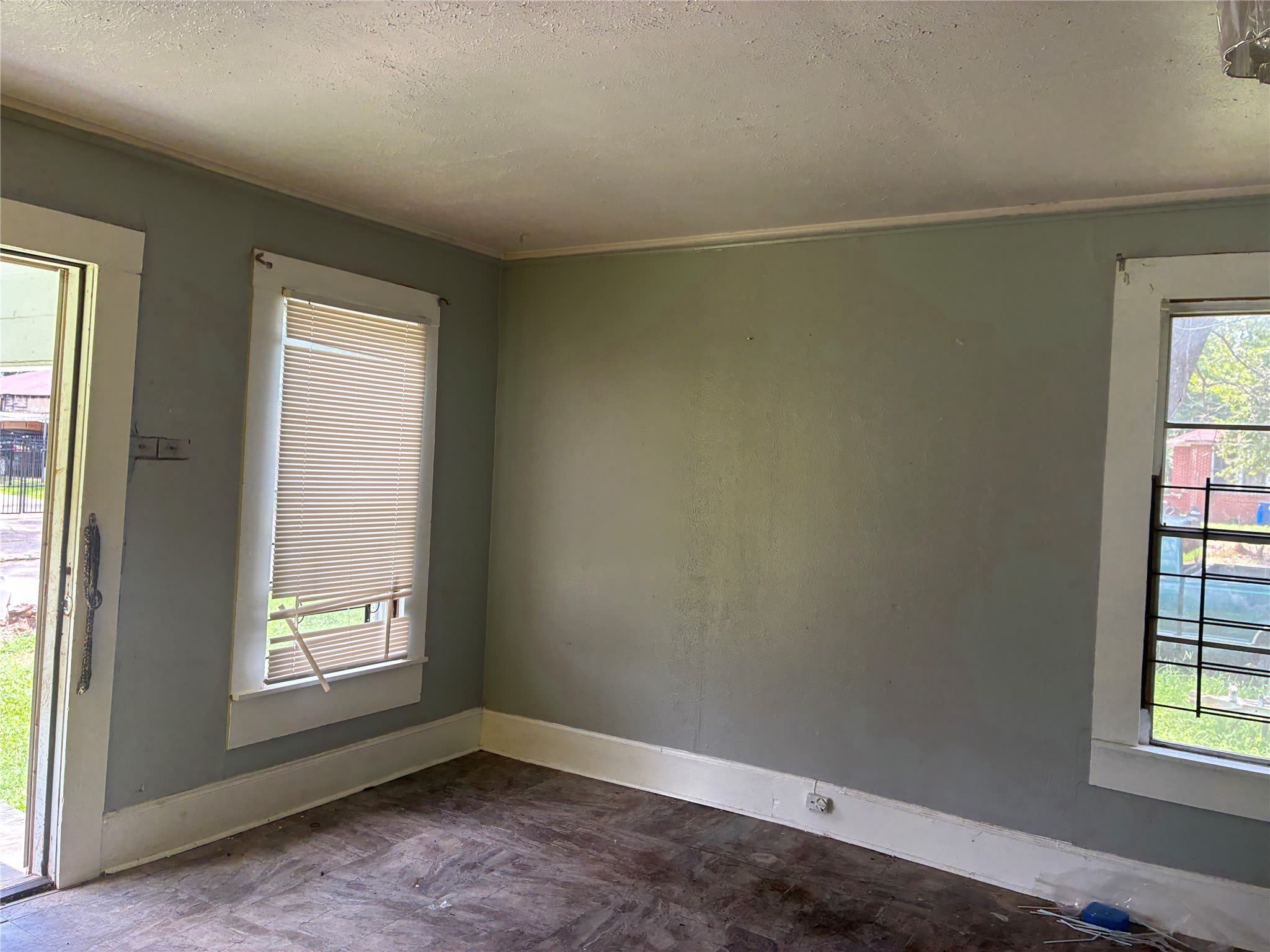 2712 Ashton Street – photo 3