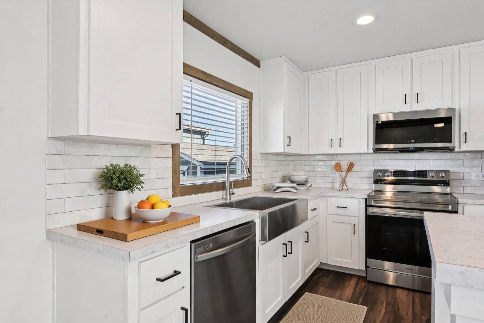1609 Swallowtail Dr – photo 5