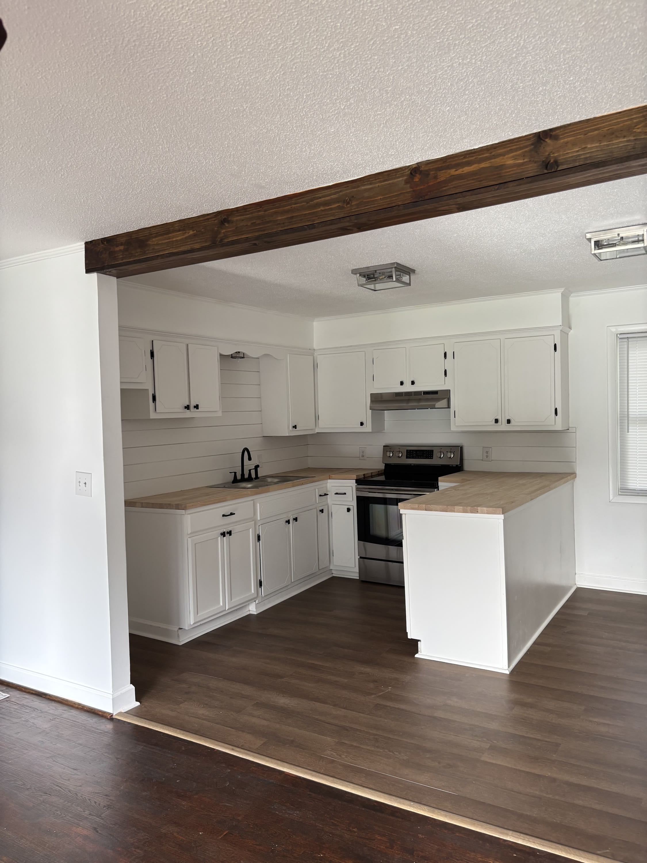 307 North 12th Avenue – photo 2