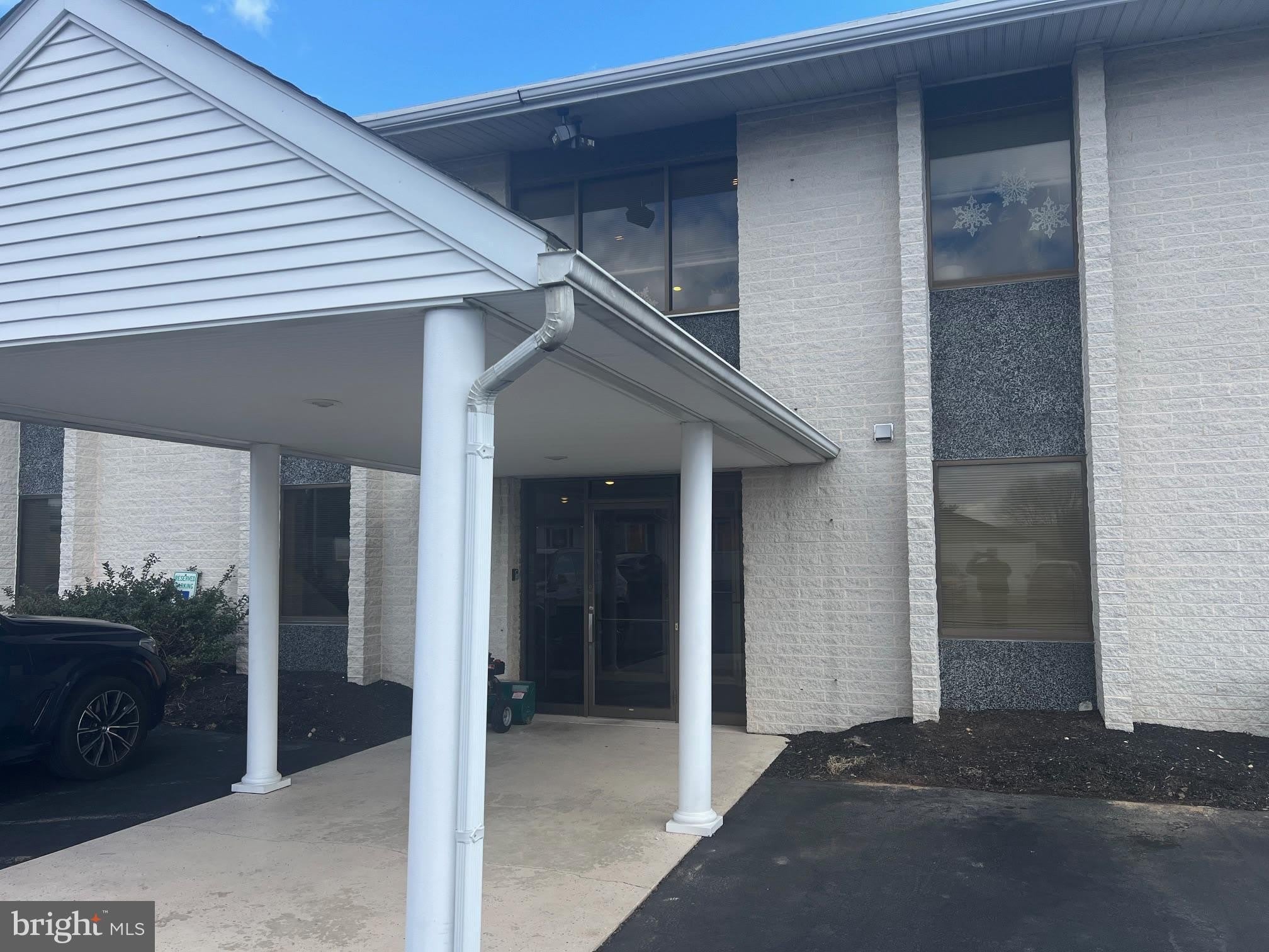 4 WELLINGTON BLVD – photo 2